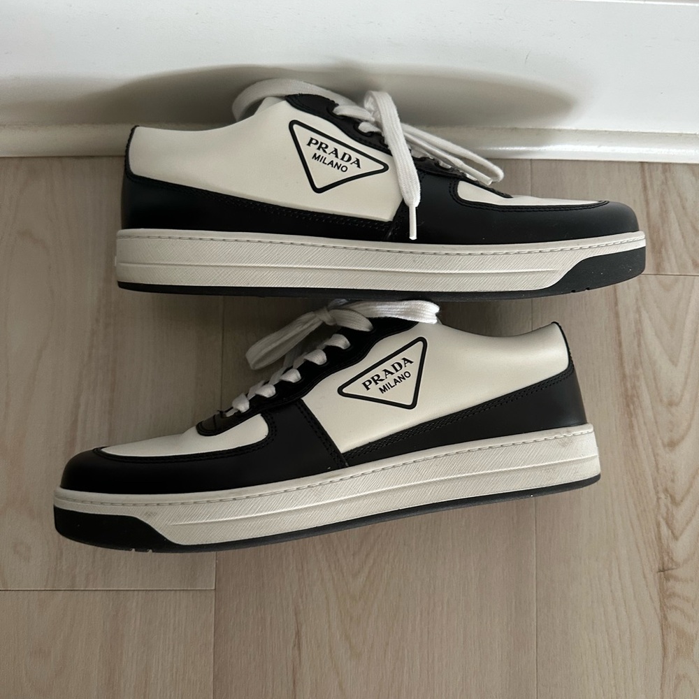 Prada Sneakers 👟